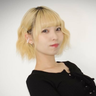 長谷川まい